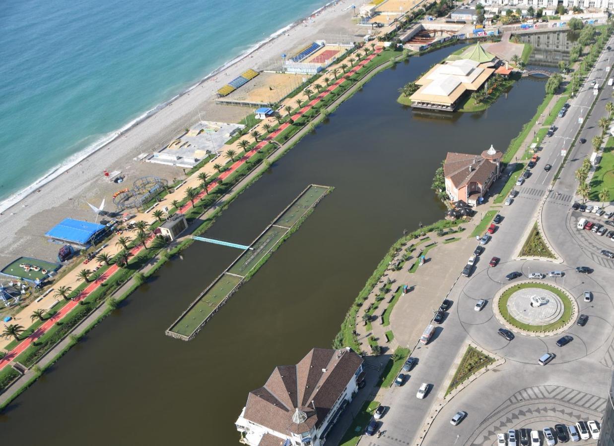 Diamond Apartment Batumi Luaran gambar